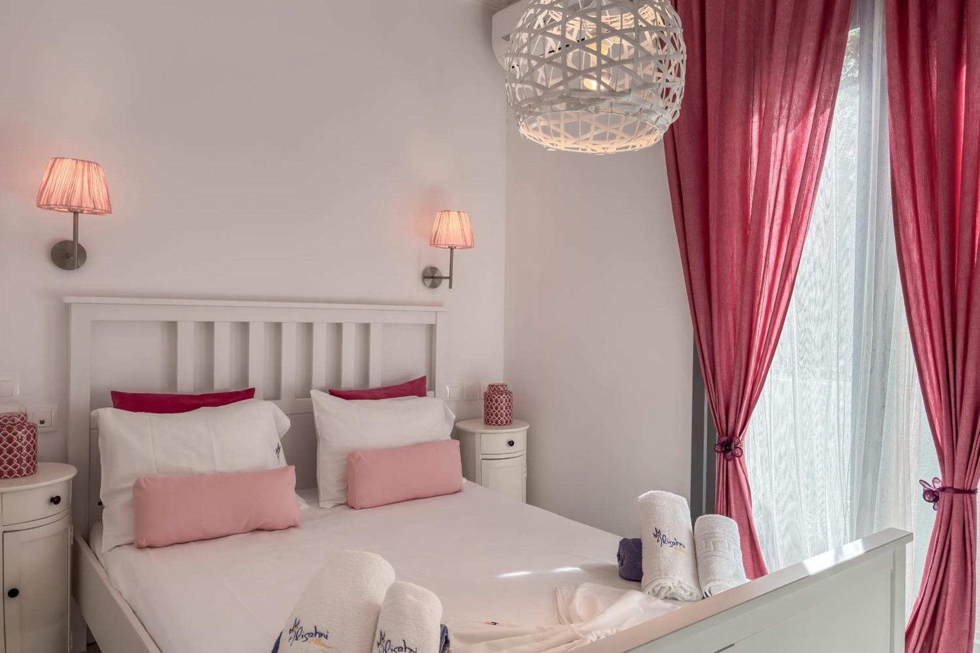Alisahni Villa & Suite Kato Daratso Luaran gambar